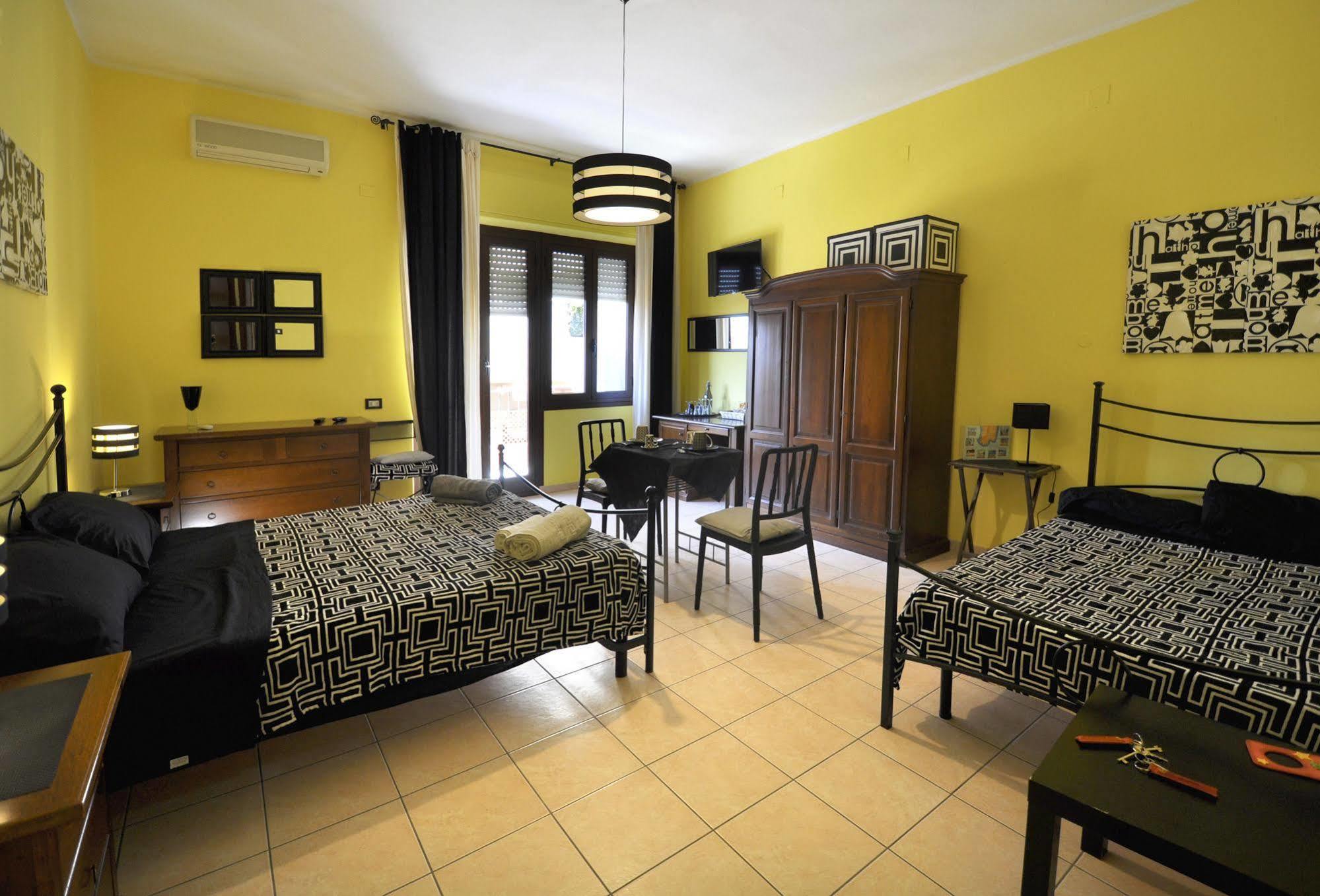 Cerdena Rooms Cagliari Exterior foto